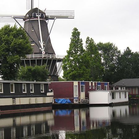 מלון אמסטרדם Houseboat Under The Mill מראה חיצוני תמונה